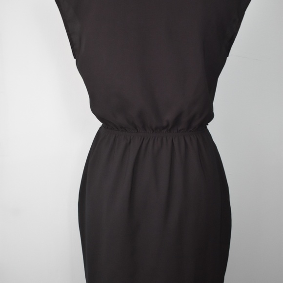 Express Dress with built-in Slip - Picture 4 of 4